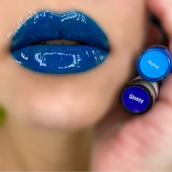 SKYLINE LIPSENSE® (LIMITED EDITION) - Picture 4 of 4